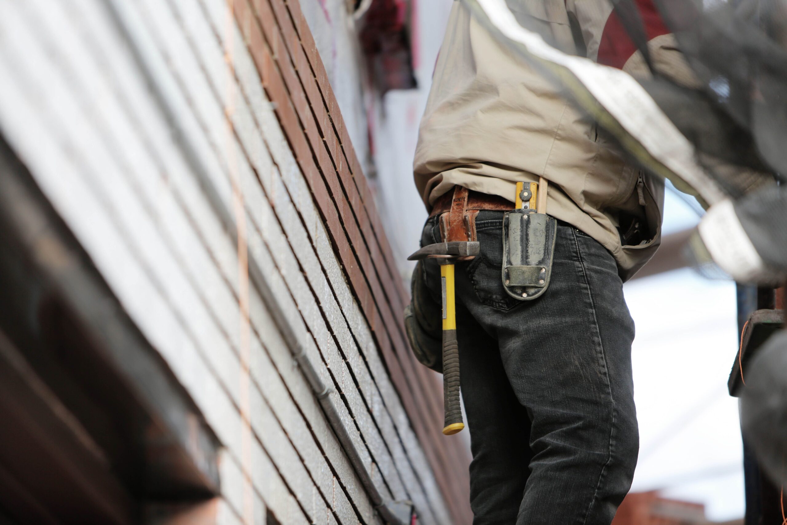 Handyman Tips: 5 Small Home Repairs You Shouldn’t Ignore